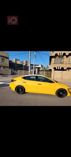 هیۆندای ئەلەنترا